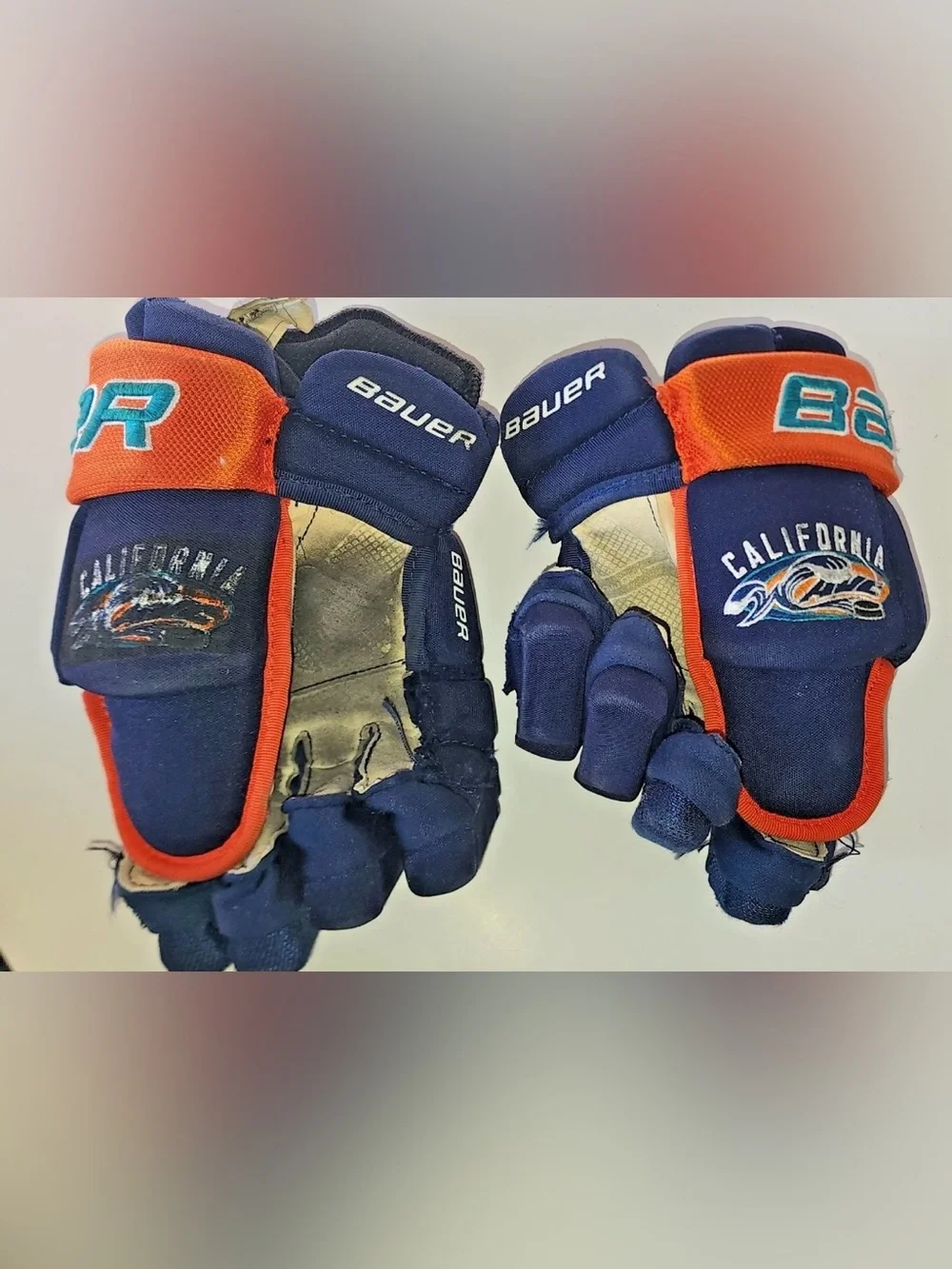 Bauer Team Pro Junior Ice Hockey Gloves 12